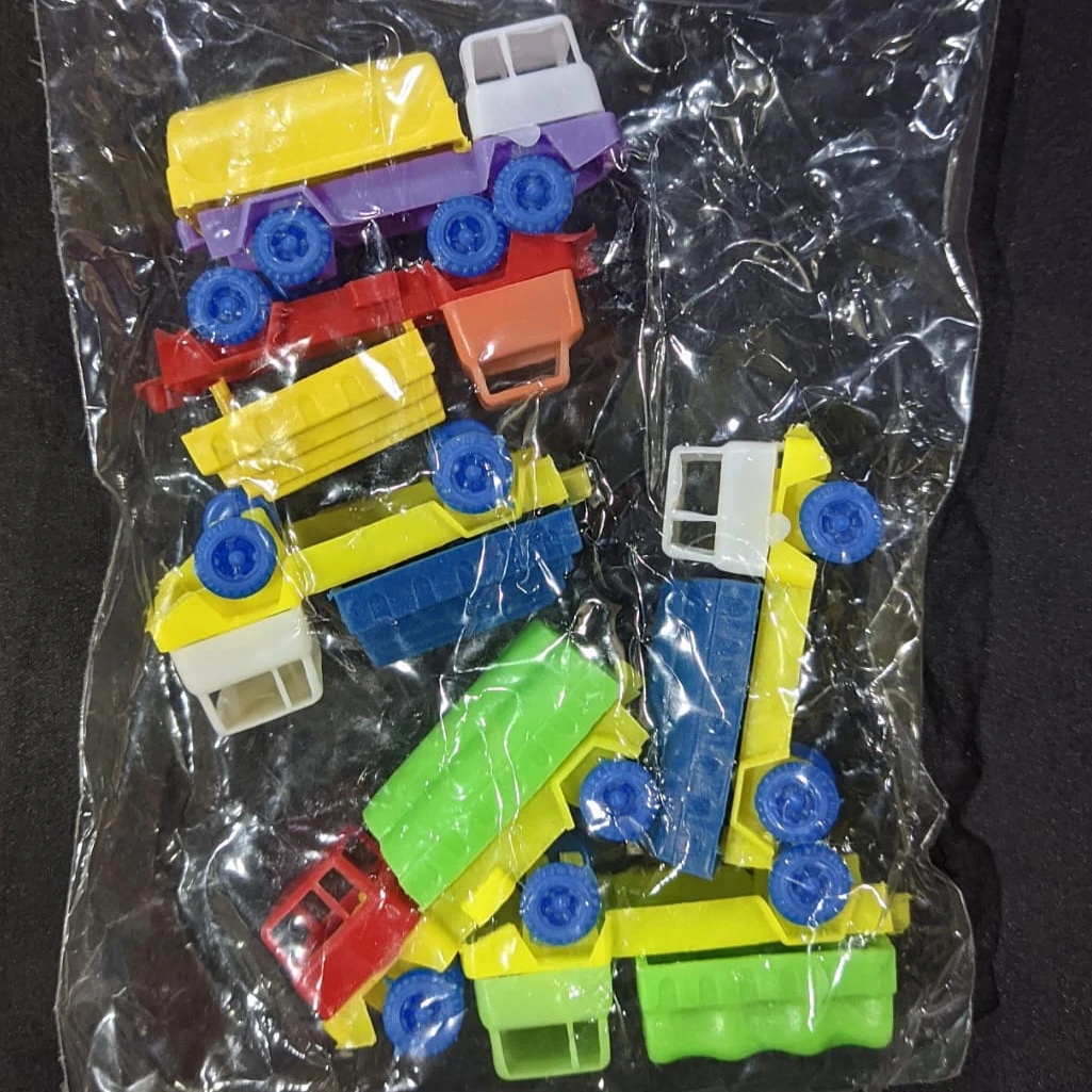 Camioncitos x6u sorpresitas
