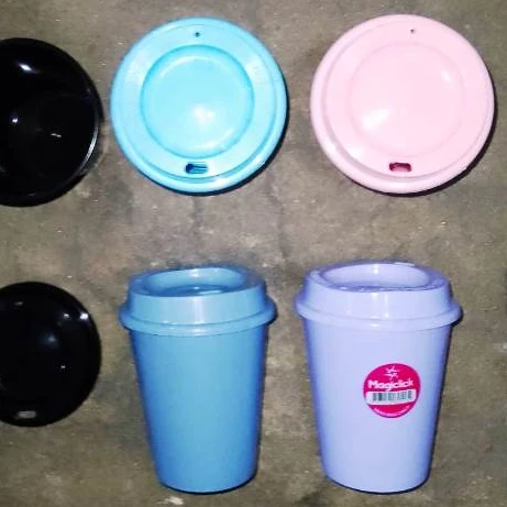 Vaso Mug con tapa Magiclick